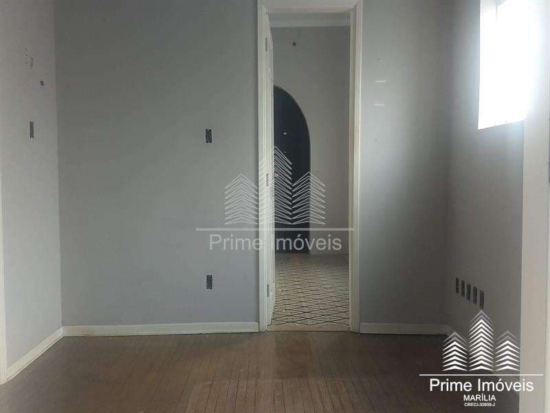 Sala Comercial para Comprar em Marília no bairro Centro