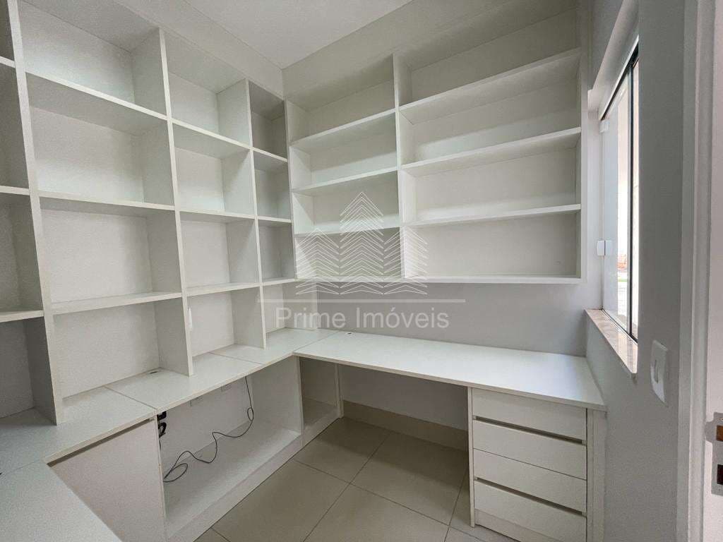 Casa para Comprar em Marília no bairro ESMERALDA II