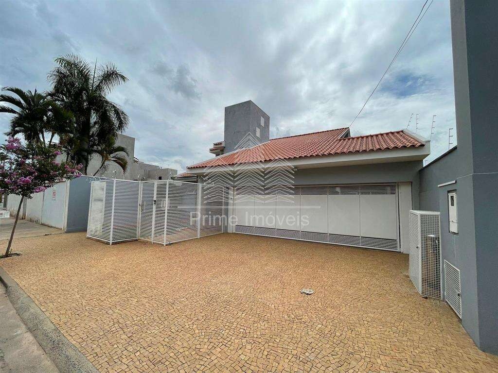 Casa para Comprar em Marília no bairro AEROPORTO Casa para Comprar em Marília no bairro AEROPORTO