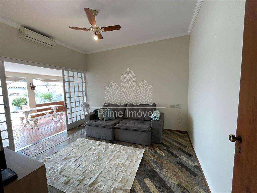 Casa para Comprar em Marília no bairro AEROPORTO Casa para Comprar em Marília no bairro AEROPORTO