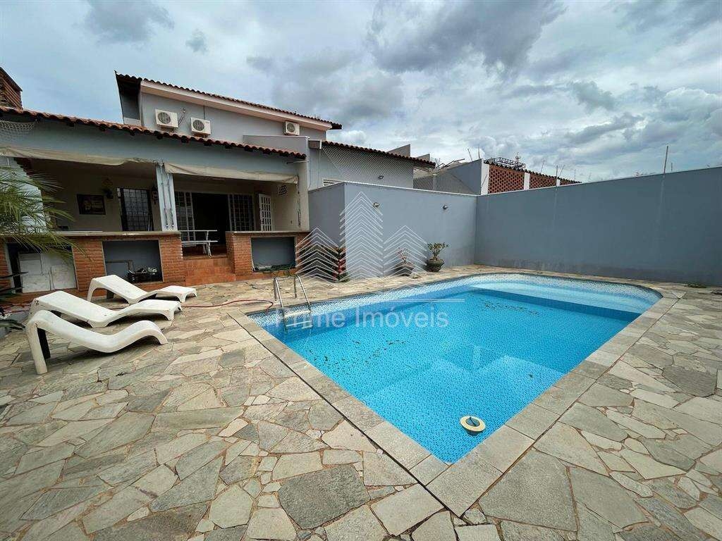 Casa para Comprar em Marília no bairro AEROPORTO Casa para Comprar em Marília no bairro AEROPORTO