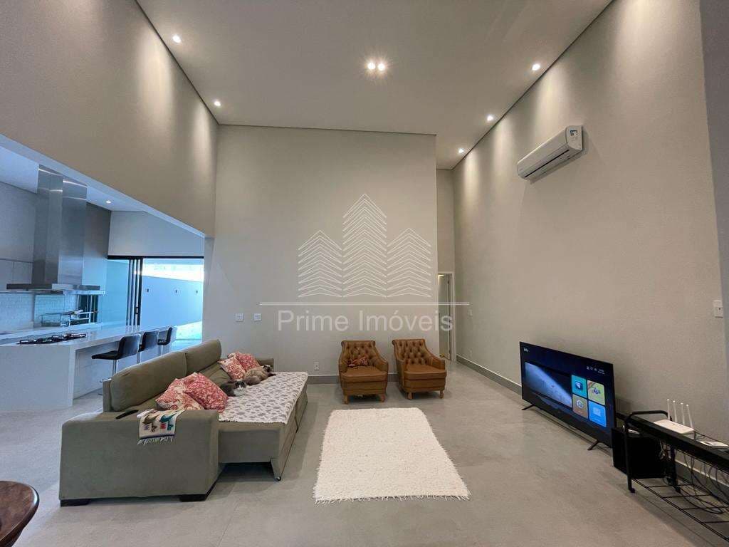 Casa para Comprar em Marília no bairro JARDIM ESMERALDA