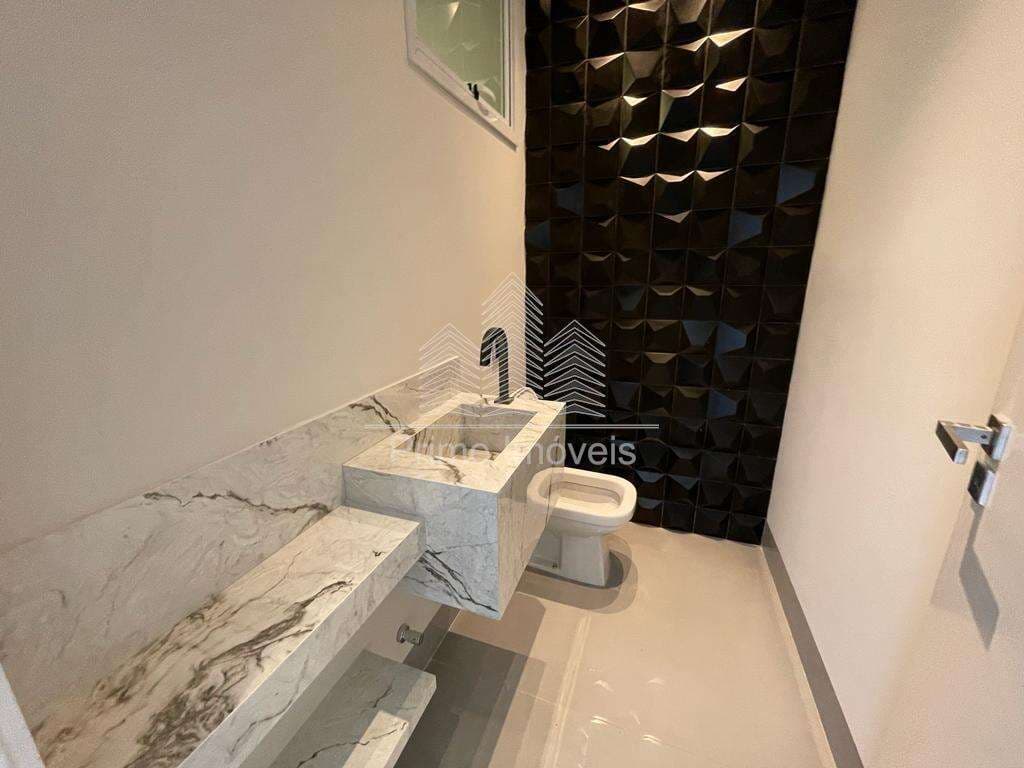 Casa para Comprar em Marília no bairro RESERVA ESMERALDA