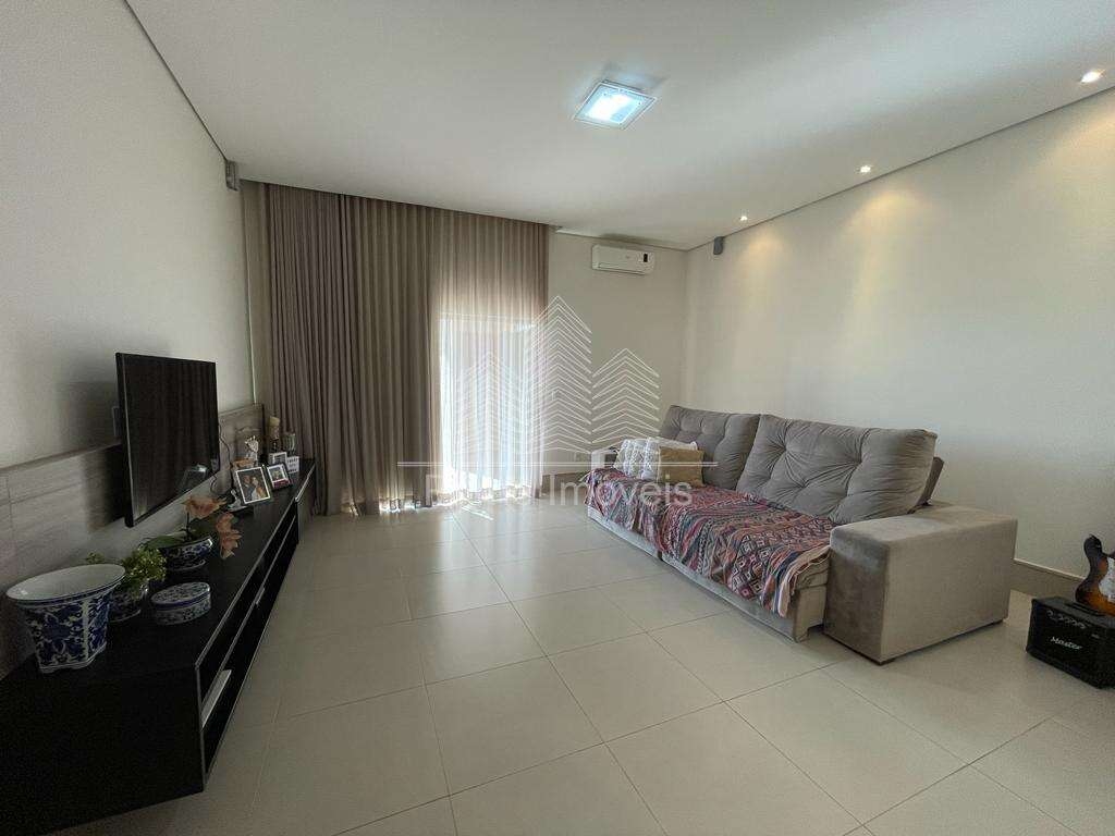 Casa para Comprar em Marília no bairro GREEN VALLEY Casa para Comprar em Marília no bairro GREEN VALLEY