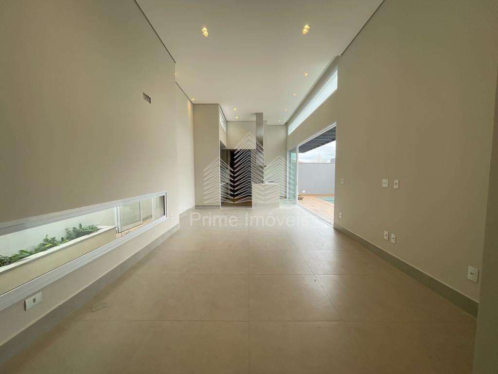 Casa para Comprar em Marília no bairro ESMERALDA II