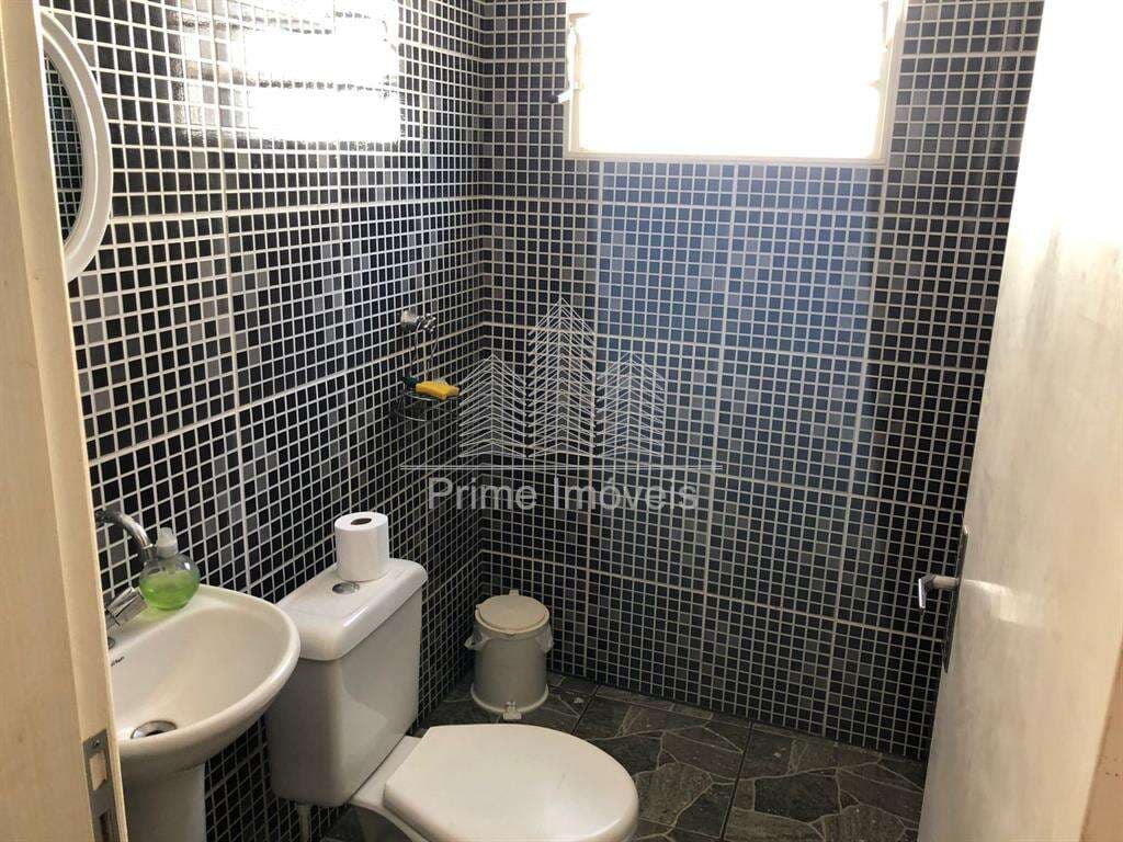 Casa para Comprar em Marília no bairro JÓQUEI CLUBE