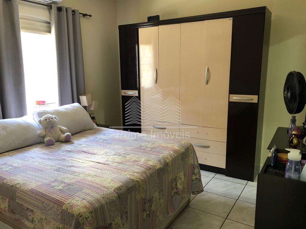 Casa para Comprar em Marília no bairro JÓQUEI CLUBE Casa para Comprar em Marília no bairro JÓQUEI CLUBE