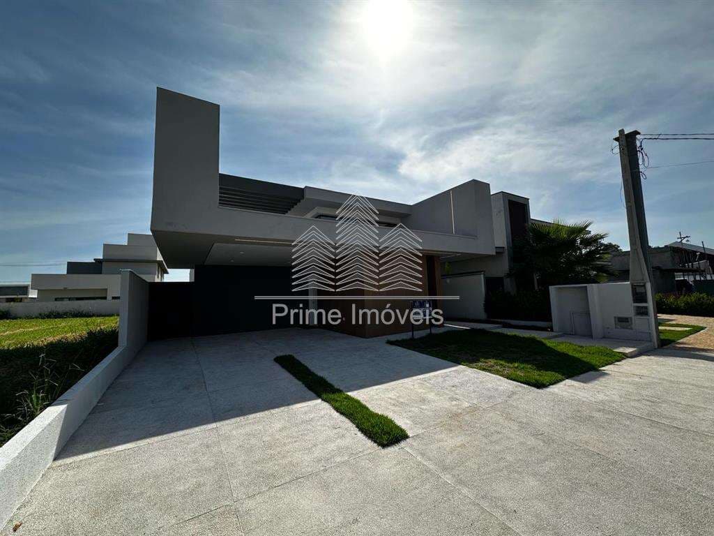 Casa para Comprar em Marília no bairro AEROPORTO