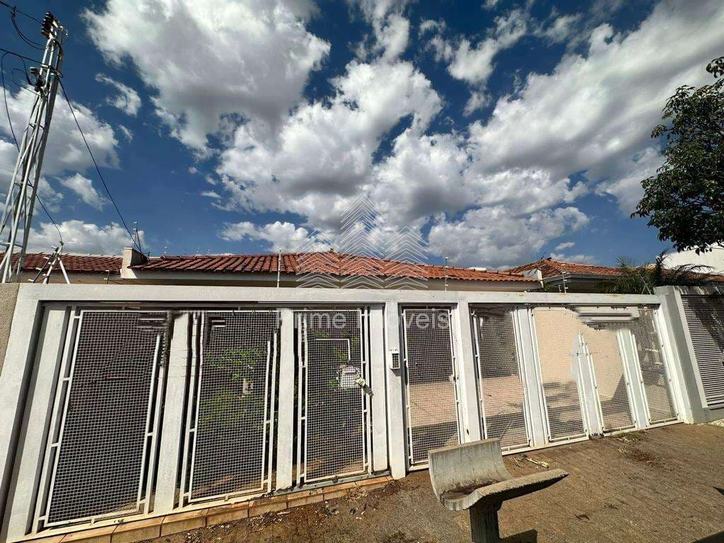 Casa para Comprar em Marília no bairro JARDIM MARIA IZABEL