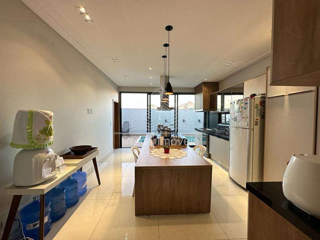 Casa para Comprar em Marília no bairro AEROPORTO Casa para Comprar em Marília no bairro AEROPORTO