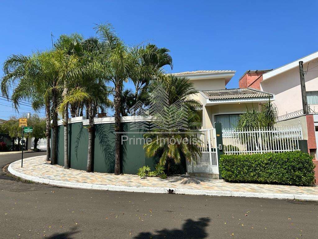 Casa para Comprar em Marília no bairro PARQUE DAS ESMERALDAS