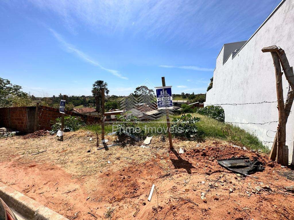 Terreno para Comprar em Marília no bairro Jardim Paraíso Terreno para Comprar em Marília no bairro Jardim Paraíso