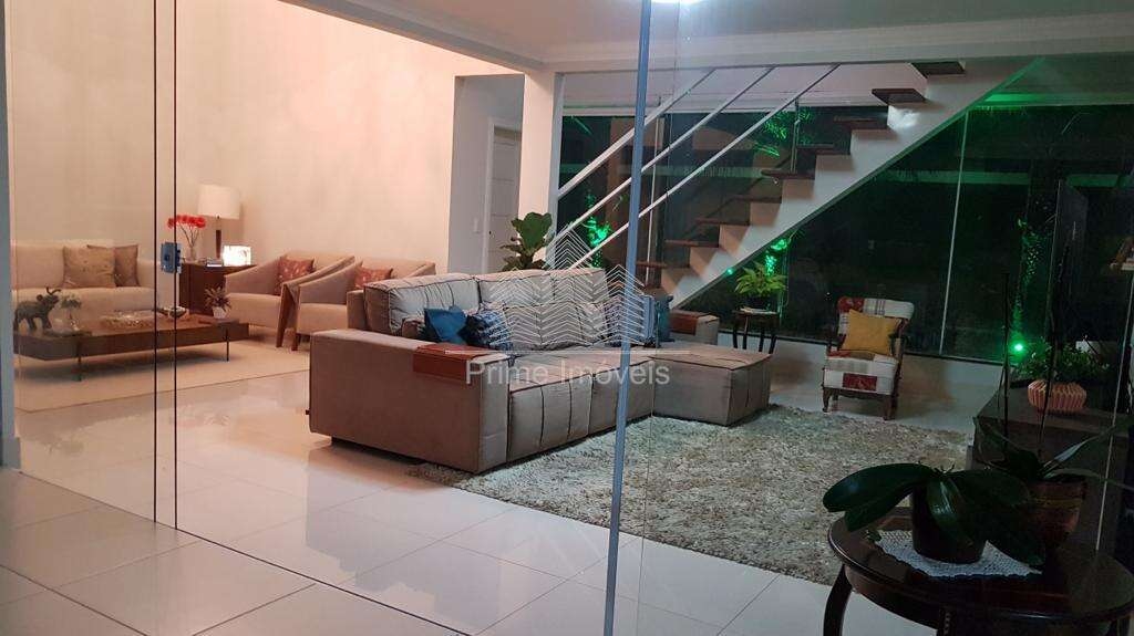 Casa para Comprar em Marília no bairro Jardim Tropical Casa para Comprar em Marília no bairro Jardim Tropical