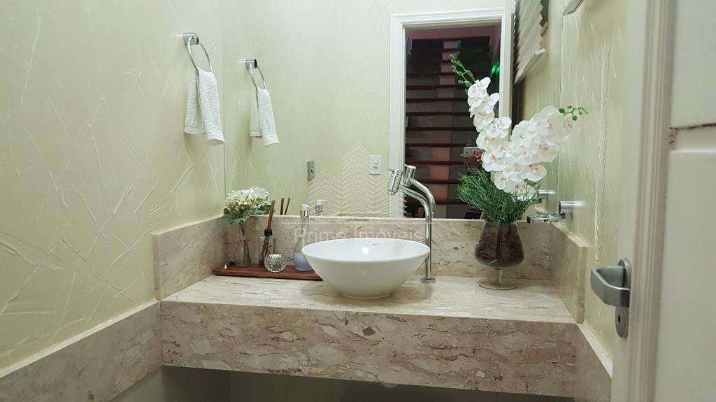 Casa para Comprar em Marília no bairro Jardim Tropical Casa para Comprar em Marília no bairro Jardim Tropical