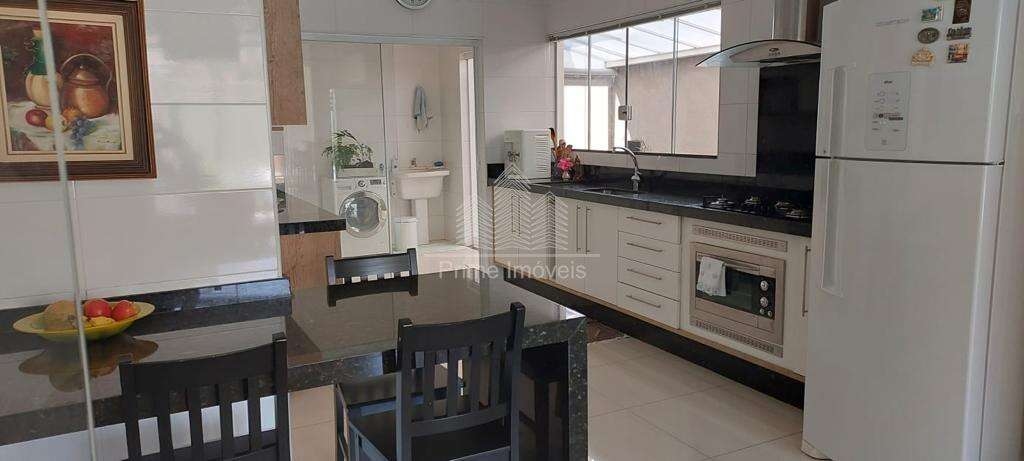 Casa para Comprar em Marília no bairro Jardim Tropical Casa para Comprar em Marília no bairro Jardim Tropical