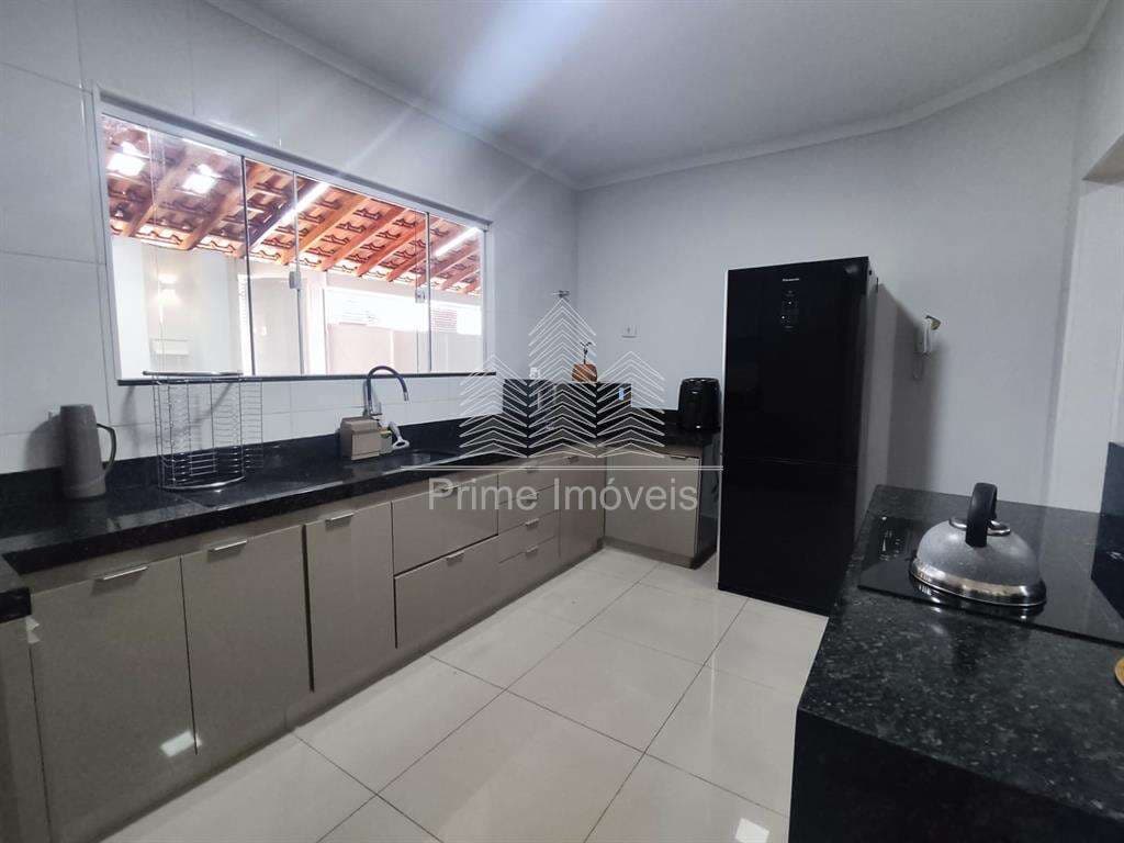 Casa para Comprar em Marília no bairro JARDIM PARATI