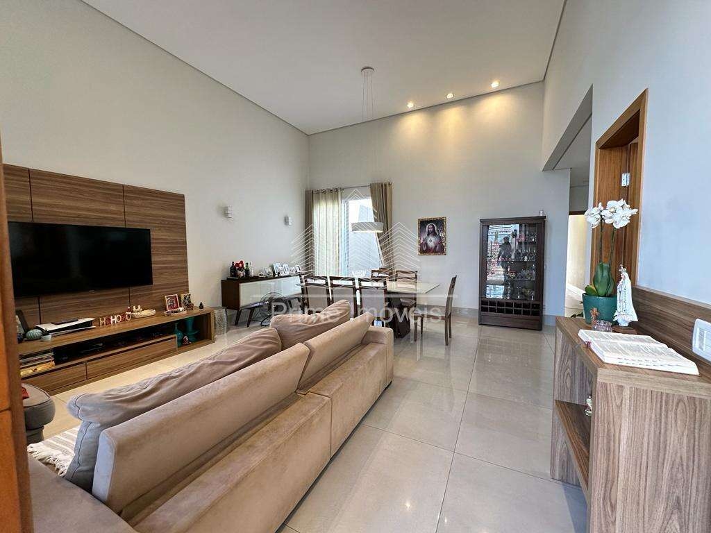 Casa para Comprar em Marília no bairro JARDIM FLORENÇA Casa para Comprar em Marília no bairro JARDIM FLORENÇA