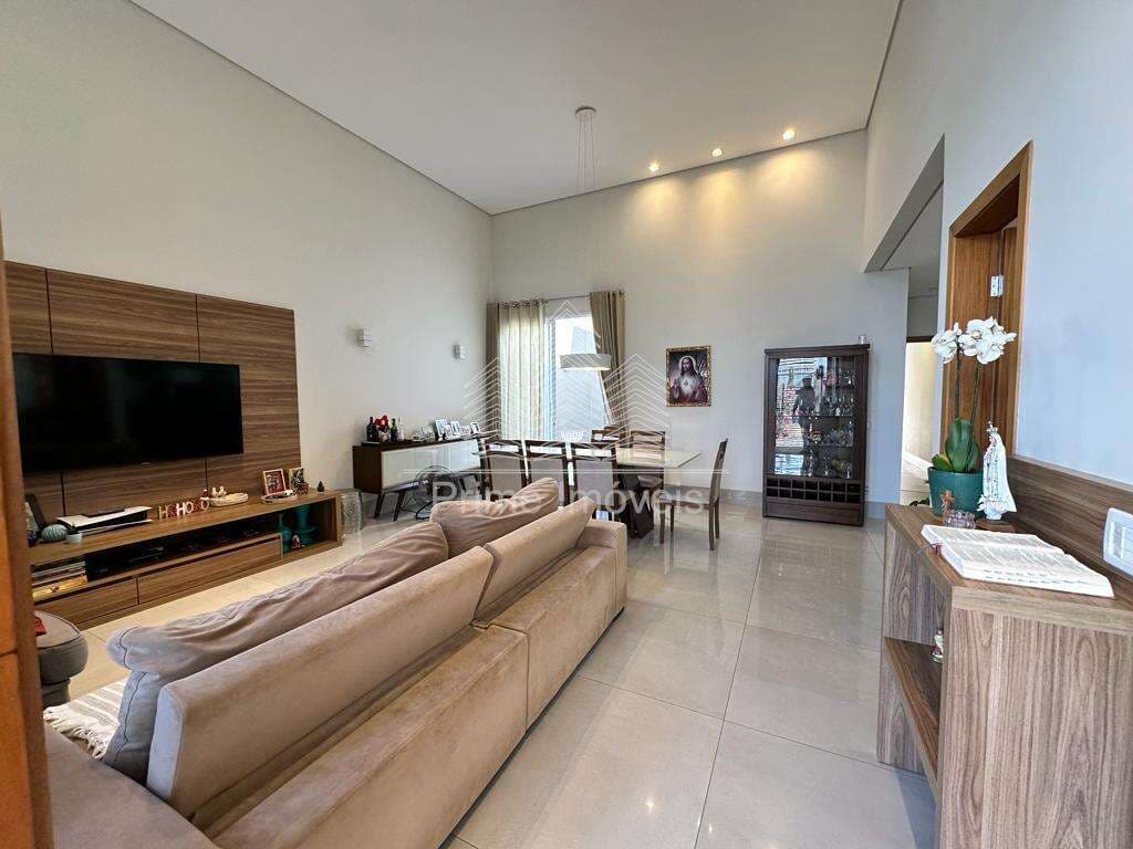 Casa para Comprar em Marília no bairro JARDIM FLORENÇA