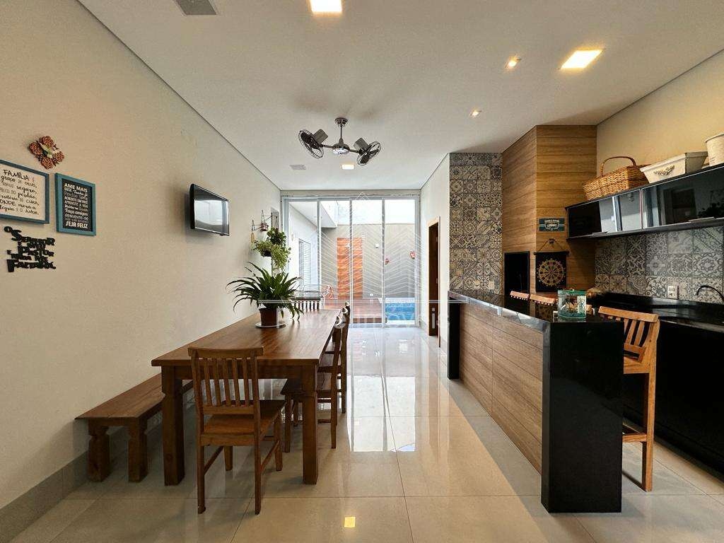 Casa para Comprar em Marília no bairro JARDIM FLORENÇA Casa para Comprar em Marília no bairro JARDIM FLORENÇA