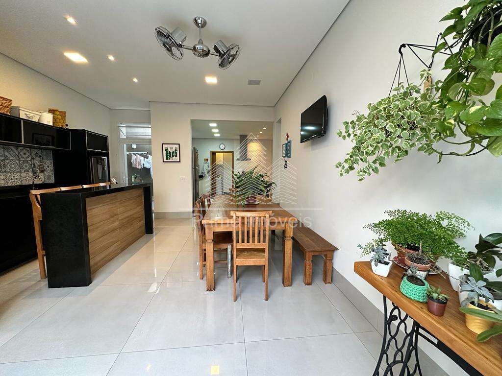 Casa para Comprar em Marília no bairro JARDIM FLORENÇA Casa para Comprar em Marília no bairro JARDIM FLORENÇA