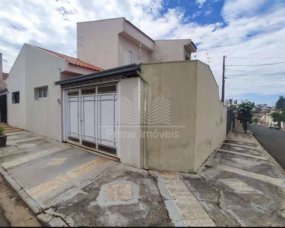 Casa para Comprar em Marília no bairro Centro