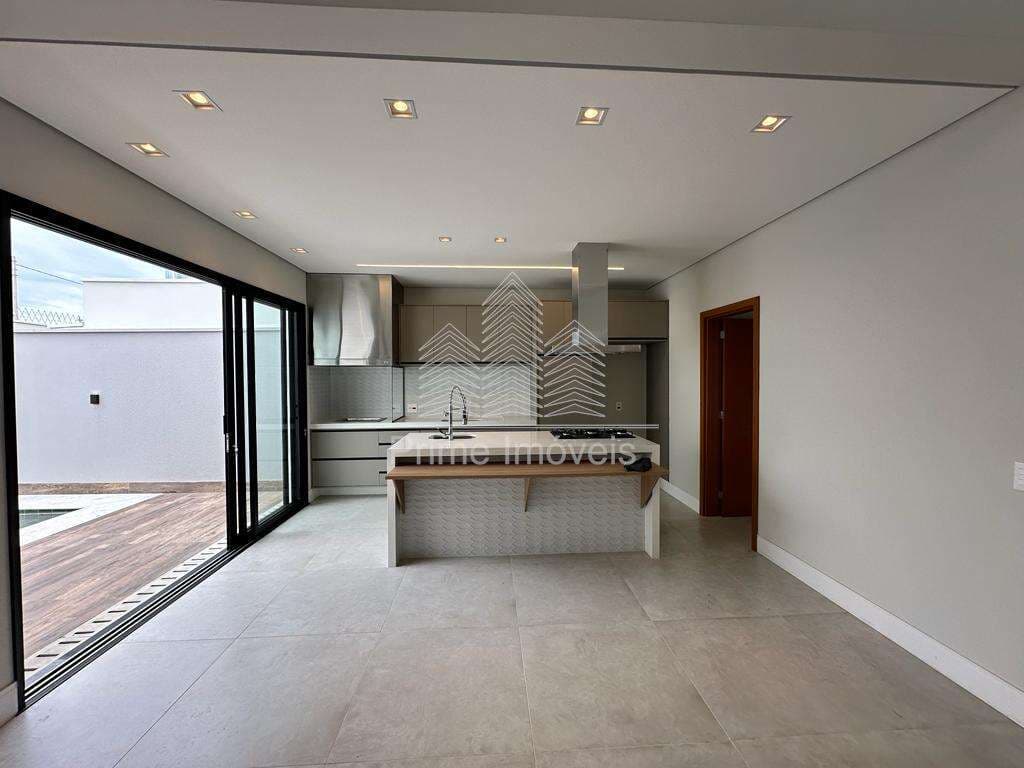 Casa para Comprar em Marília no bairro ESMERALDA RESIDENCE II