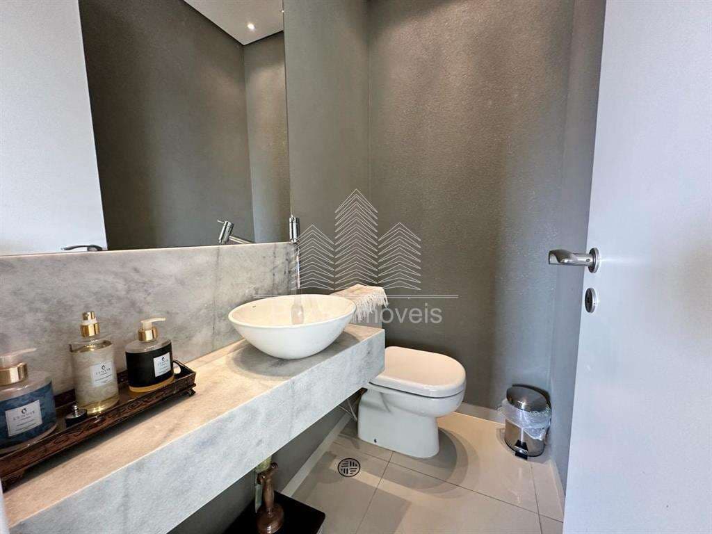 Residencial para Comprar em Marília no bairro Centro (Padre Nóbrega)