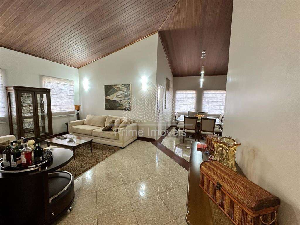 Casa para Comprar em Marília no bairro Jardim Tropical