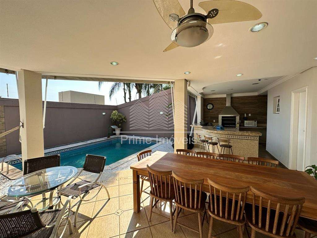 Casa para Comprar em Marília no bairro Jardim Tropical Casa para Comprar em Marília no bairro Jardim Tropical