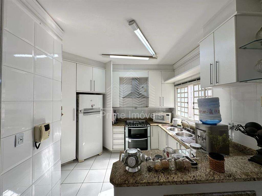 Casa para Comprar em Marília no bairro Jardim Tropical Casa para Comprar em Marília no bairro Jardim Tropical