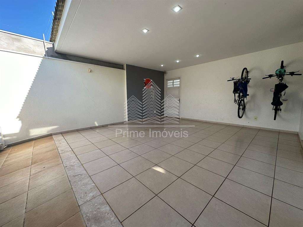 Casa para Comprar em Marília no bairro JARDIM PARATI