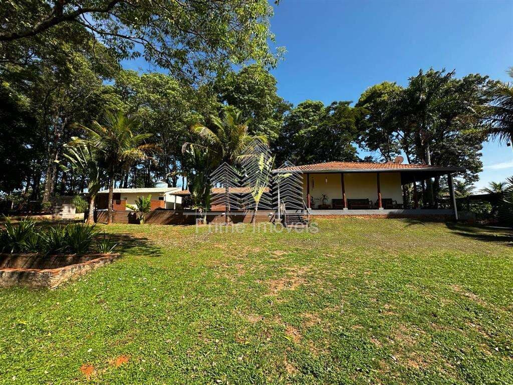 Chácara para Comprar em Marília no bairro COUNTRY CLUBE