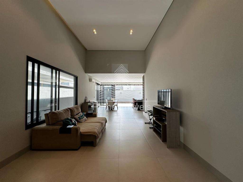 Casa para Comprar em Marília no bairro AEROPORTO Casa para Comprar em Marília no bairro AEROPORTO