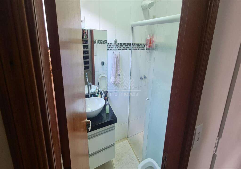 Casa para Comprar em Marília no bairro NÚCLEO HABITACIONAL CASTELO BRANCO Casa para Comprar em Marília no bairro NÚCLEO HABITACIONAL CASTELO BRANCO