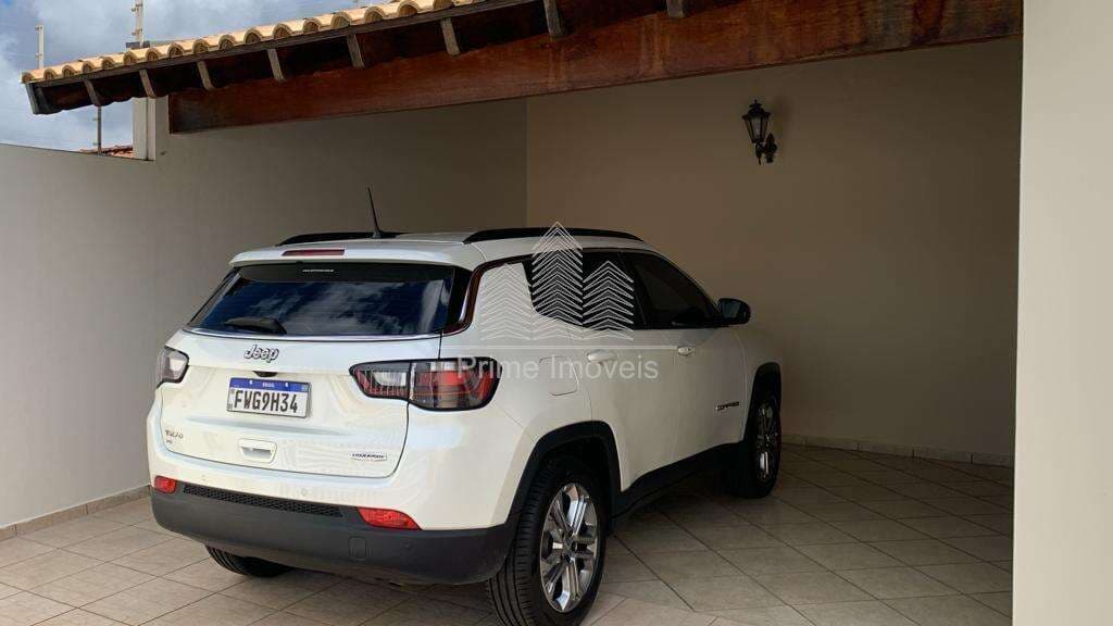 Casa para Comprar em Marília no bairro PARQUE DAS ESMERALDAS