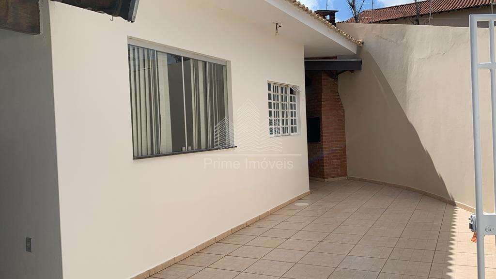 Casa para Comprar em Marília no bairro PARQUE DAS ESMERALDAS
