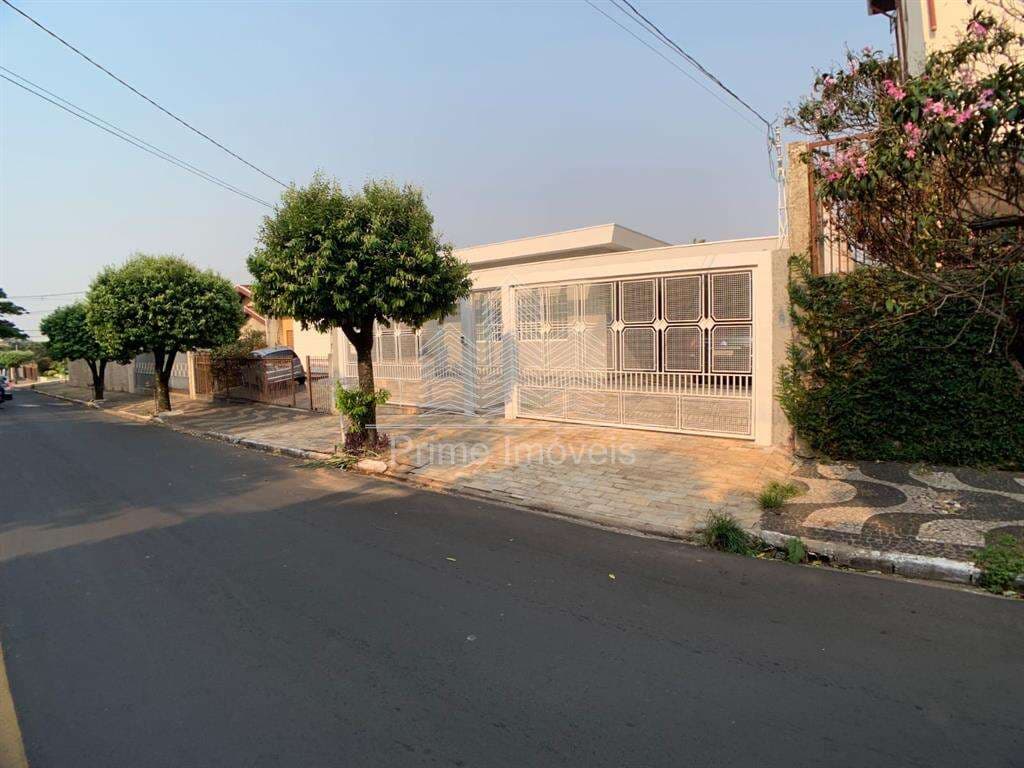 Casa para Comprar em Marília no bairro JARDIM MARIA IZABEL