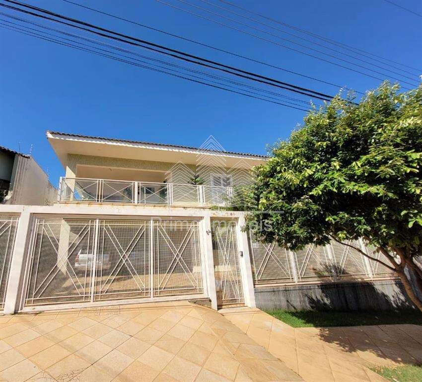 Casa para Comprar em Marília no bairro Jardim Tropical