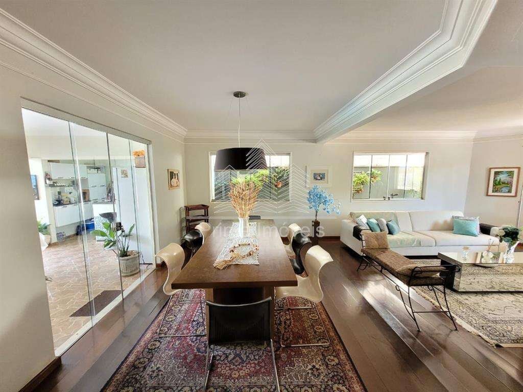 Casa para Comprar em Marília no bairro Jardim Tropical Casa para Comprar em Marília no bairro Jardim Tropical