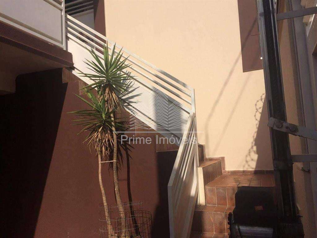 Casa para Comprar em Marília no bairro PARQUE DAS ESMERALDAS II