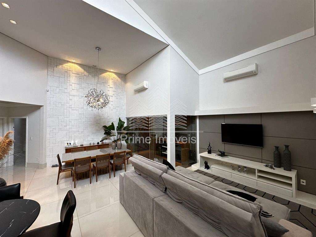 Casa para Comprar em Marília no bairro Jardim Tropical