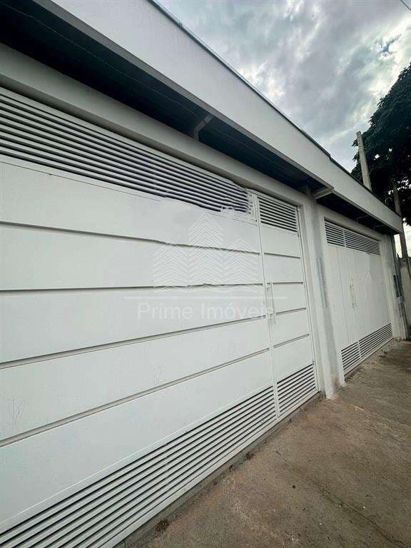 Casa para Comprar em Marília no bairro NÚCLEO HABITACIONAL CASTELO BRANCO