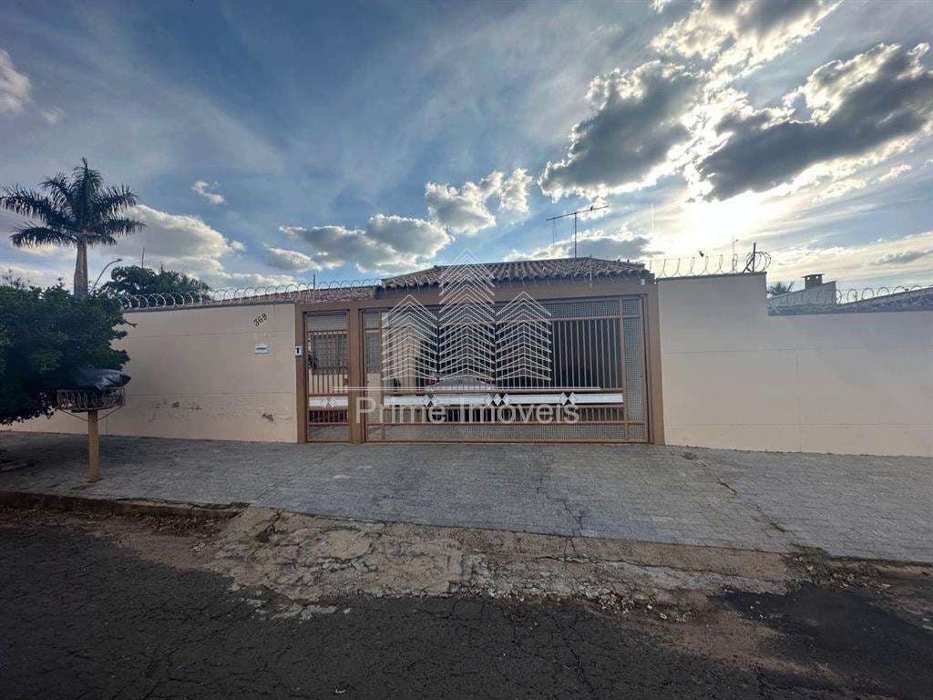 Casa para Comprar em Marília no bairro RESIDENCIAL VALE VERDE