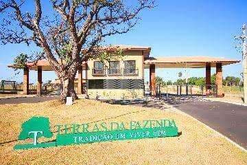 Casa para Comprar em Marília no bairro AEROPORTO