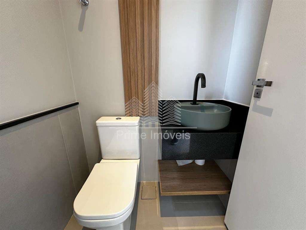 Casa para Comprar em Marília no bairro JARDIM ESMERALDA