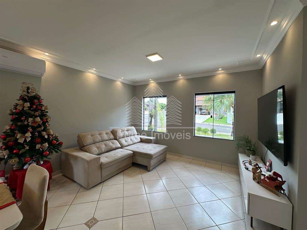 Casa para Comprar em Marília no bairro JARDIM ESTORIL