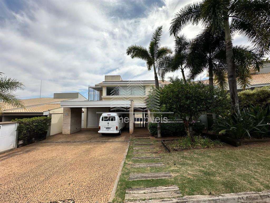 Casa para Comprar em Marília no bairro ESMERALDA