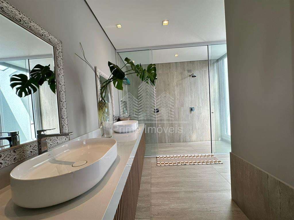 Casa para Comprar em Marília no bairro AEROPORTO