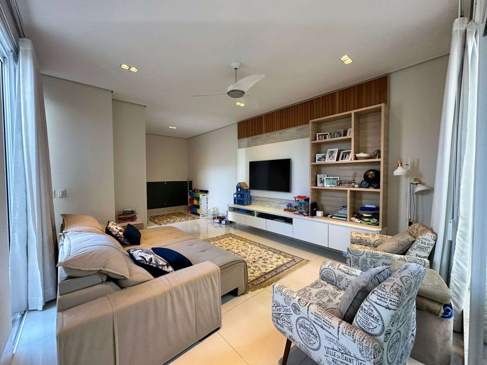 Casa para Comprar em Marília no bairro ESMERALDA Casa para Comprar em Marília no bairro ESMERALDA