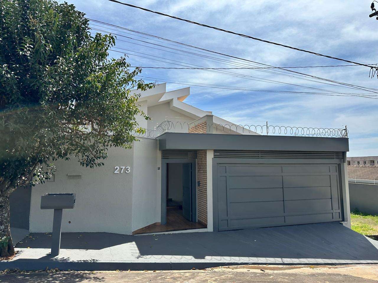 Casa para Comprar em Marília no bairro JARDIM FLORENÇA Casa para Comprar em Marília no bairro JARDIM FLORENÇA